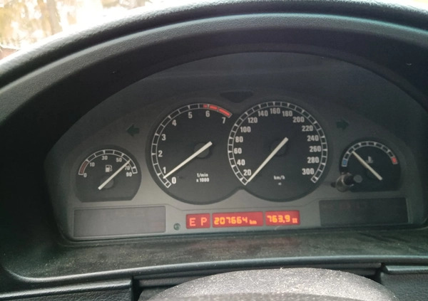 BMW Seria 8 cena 130000 przebieg: 210000, rok produkcji 1991 z Gliwice małe 191